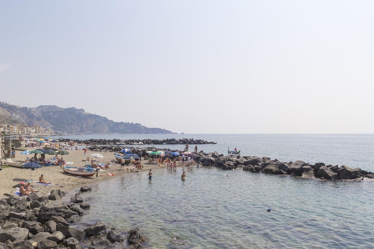 Casa Martina Apartment Giardini Naxos Luaran gambar